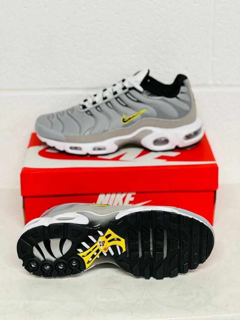 Nike Trainers AAA Quality Size 6-11 - Image 10