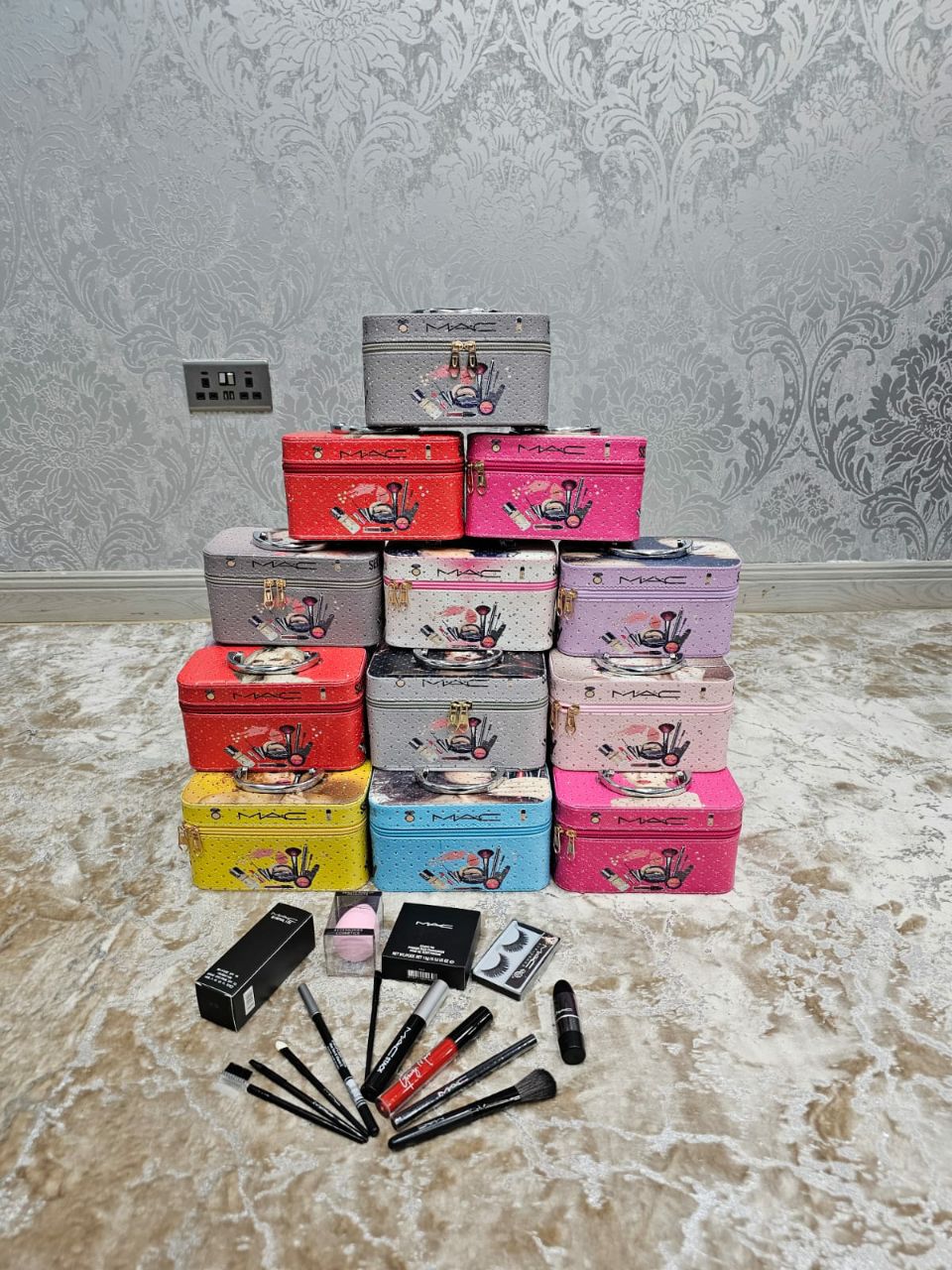 Channel And Mac Make Up Kitt