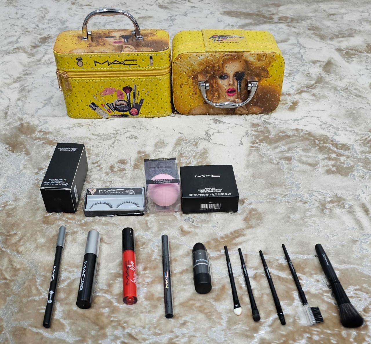 Channel And Mac Make Up Kitt - Image 4