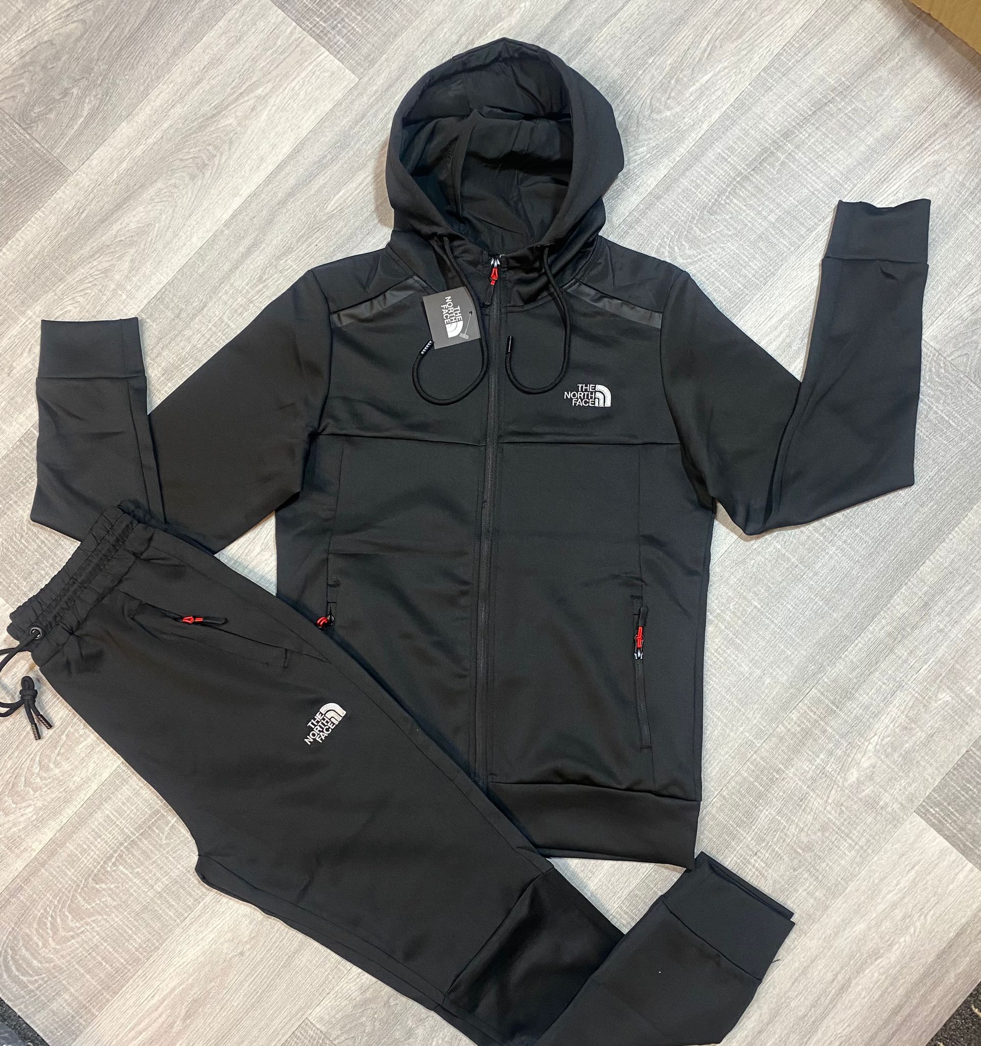 The North Face Men's Tracksuits - Image 2
