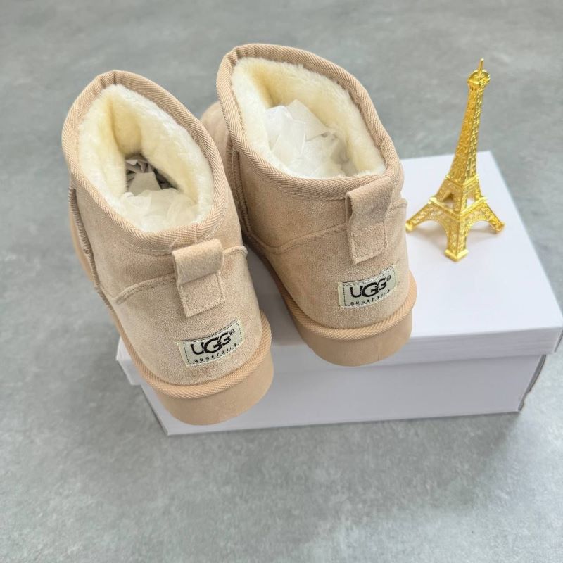 UGG Mini 3 to 8 - Image 2